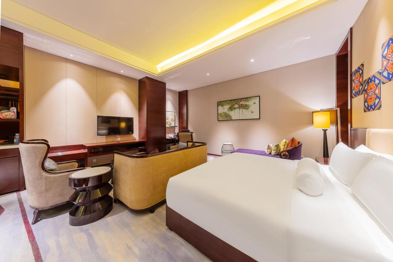Movenpick Hotel Enshi Exterior photo