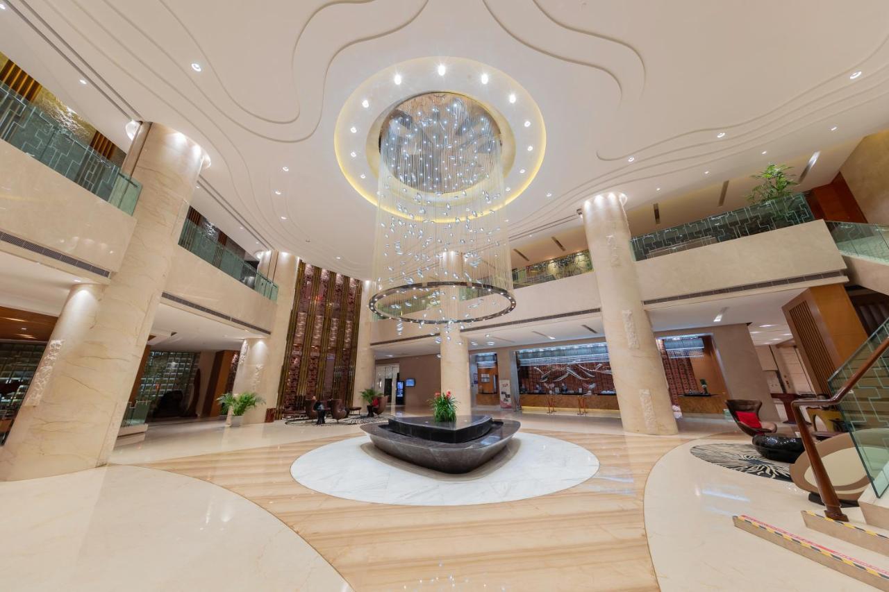 Movenpick Hotel Enshi Exterior photo