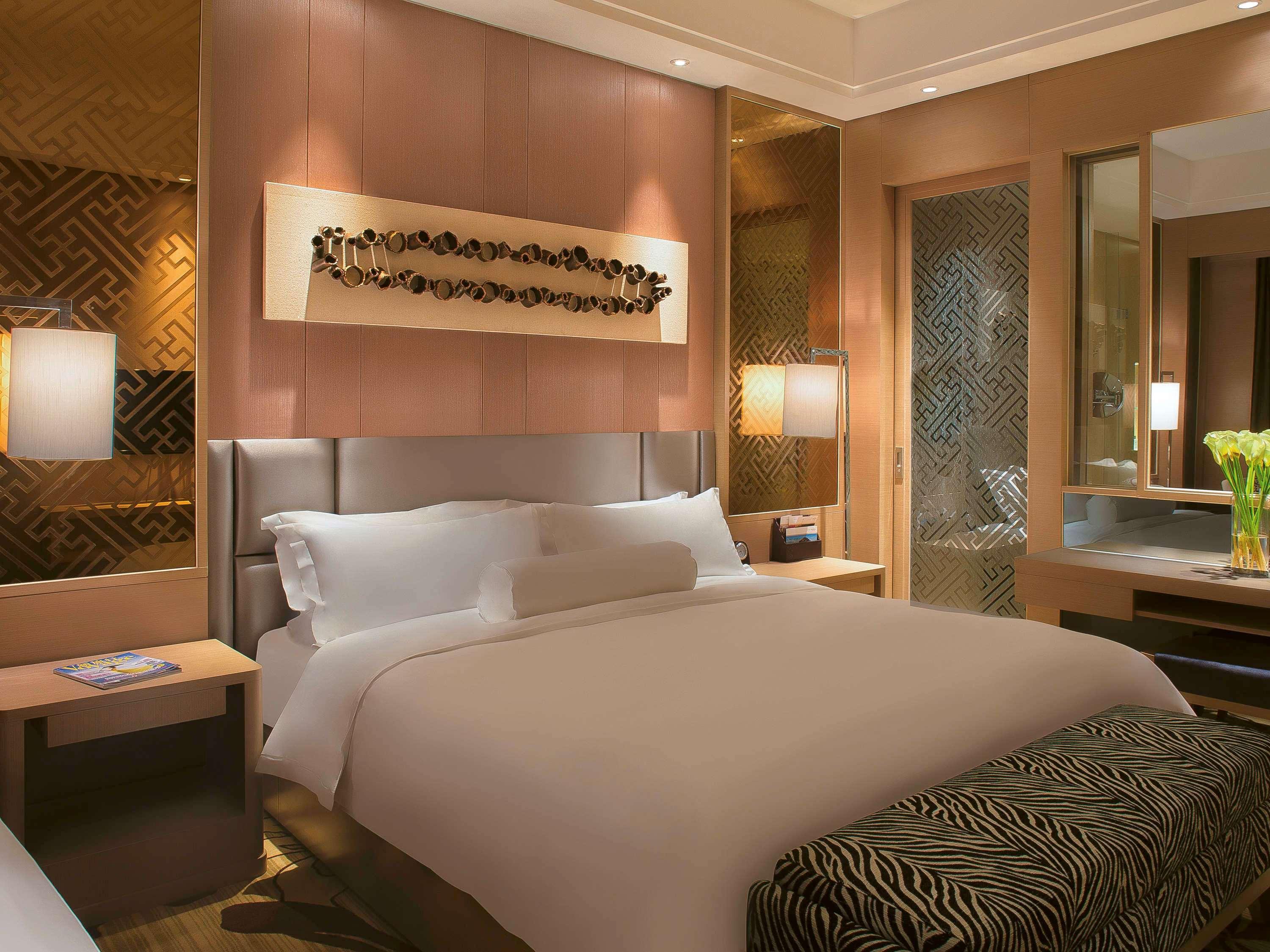 Movenpick Hotel Enshi Exterior photo