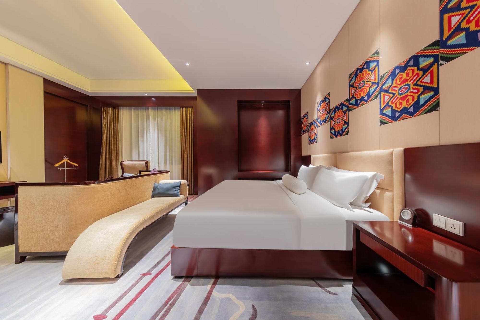 Movenpick Hotel Enshi Exterior photo