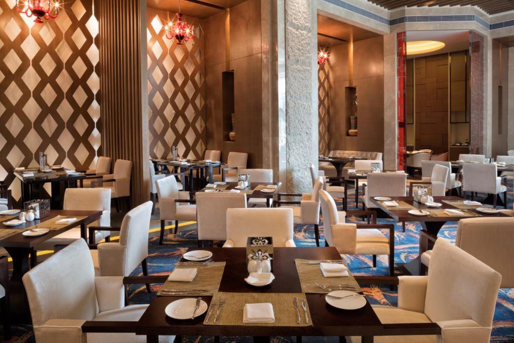 Movenpick Hotel Enshi Exterior photo